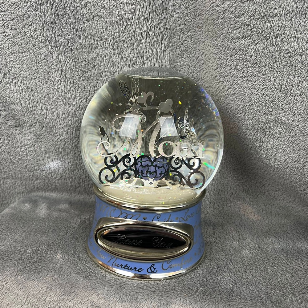 Things Remembered "Mom" Revolving Musical Snow‎ Globe Greensleeve